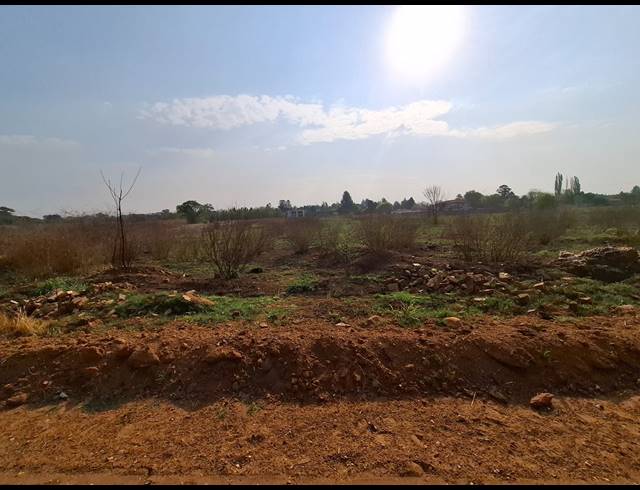 3,294M² VACANT LAND FOR SALE IN HENLEY ON KLIP